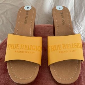 True Religion Heels Size 9 - Never Worn Outside